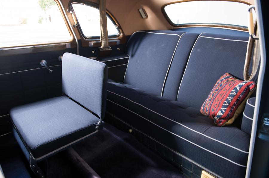  Packard Custom Eight Limousine 1948 года  (фото 3 из 5)
